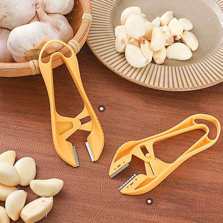 Manual Garlic Peeler with Serrated Jaws