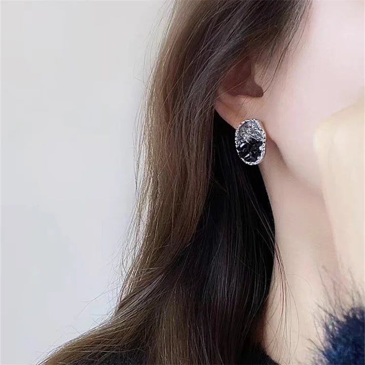 🎁 Elegant Crystal Earrings