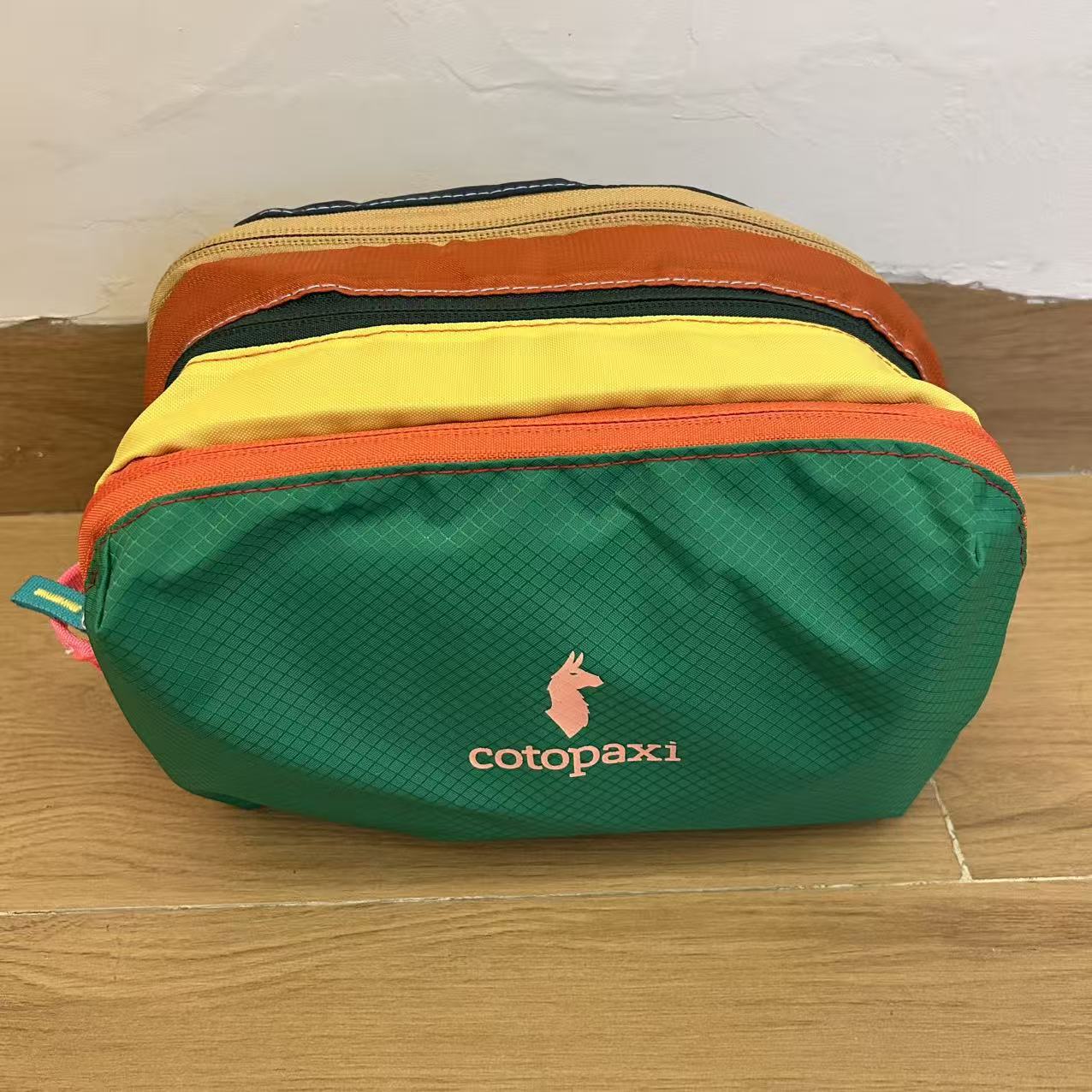 Nido Del Día Accessory Bag